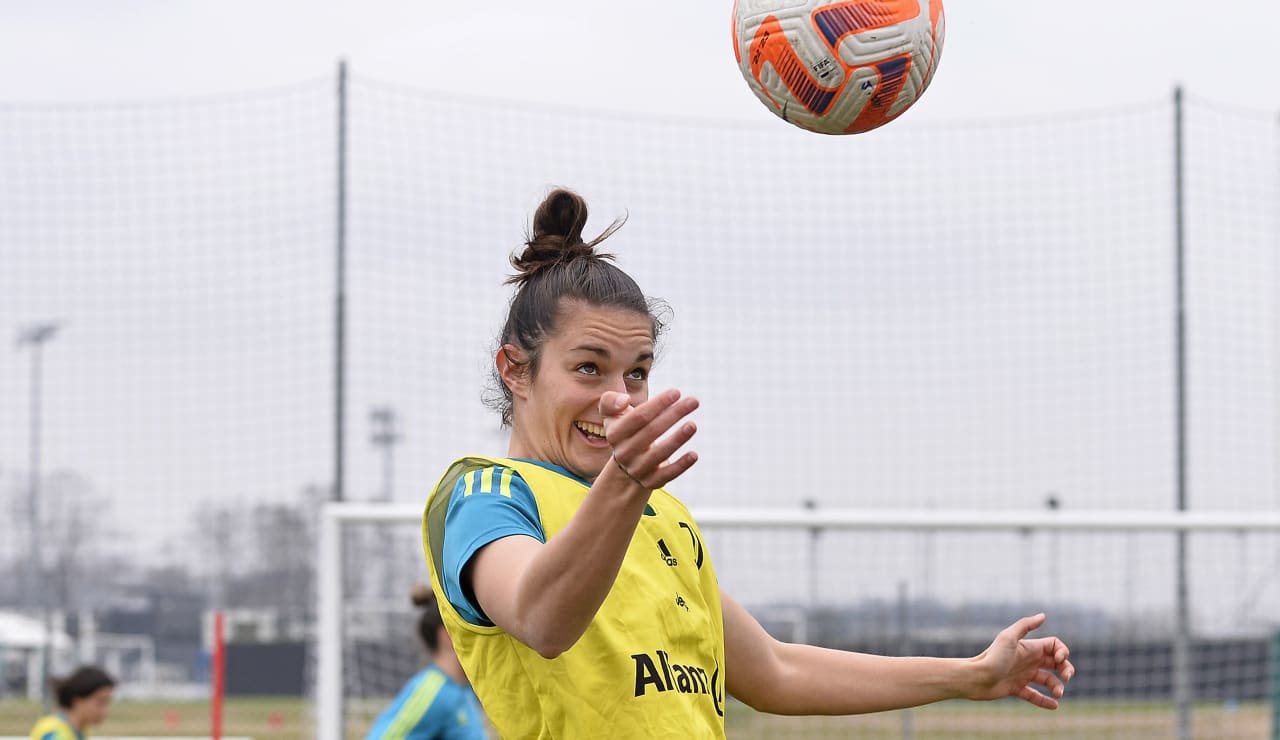 juventus women training 24 feb17