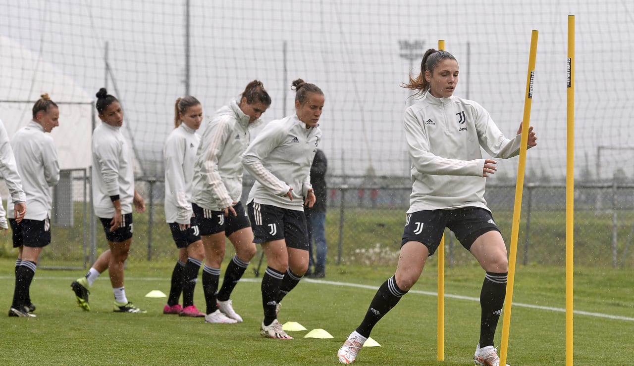 Training Women 29.04 (21)