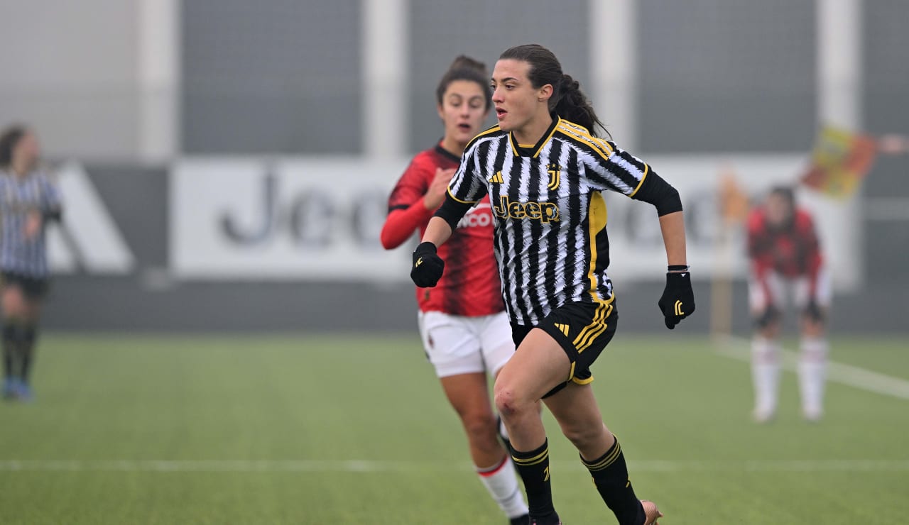 women under 19 vs milan 2324  11