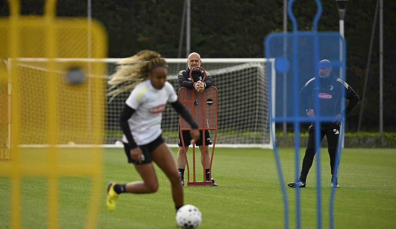 women-training-2804-16