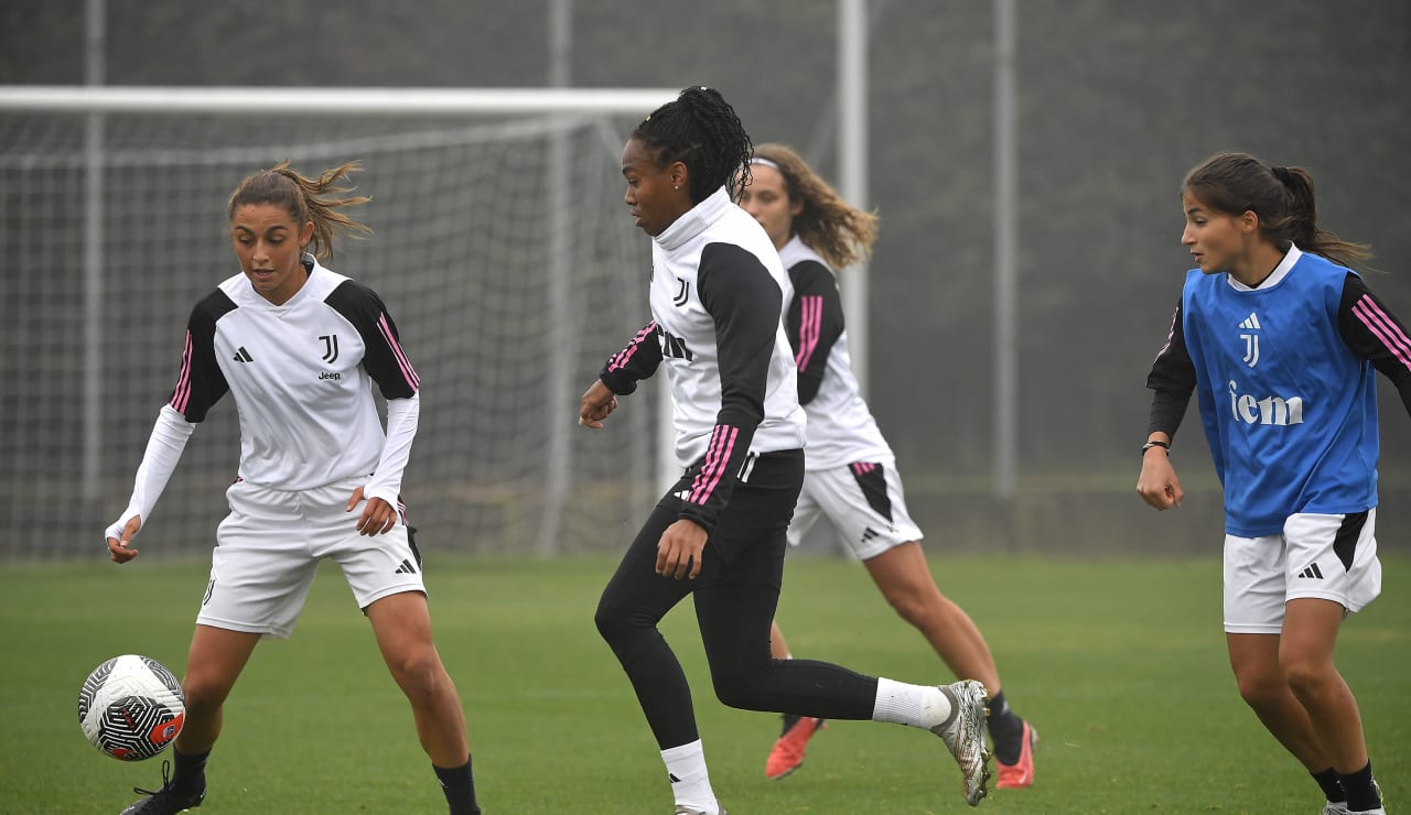 U19 women and First Team Women Training 21