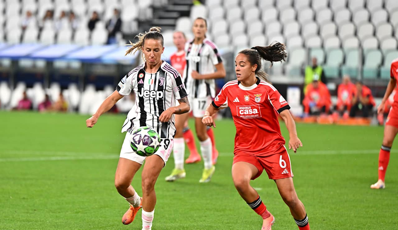 uwcl-women-benfica-13