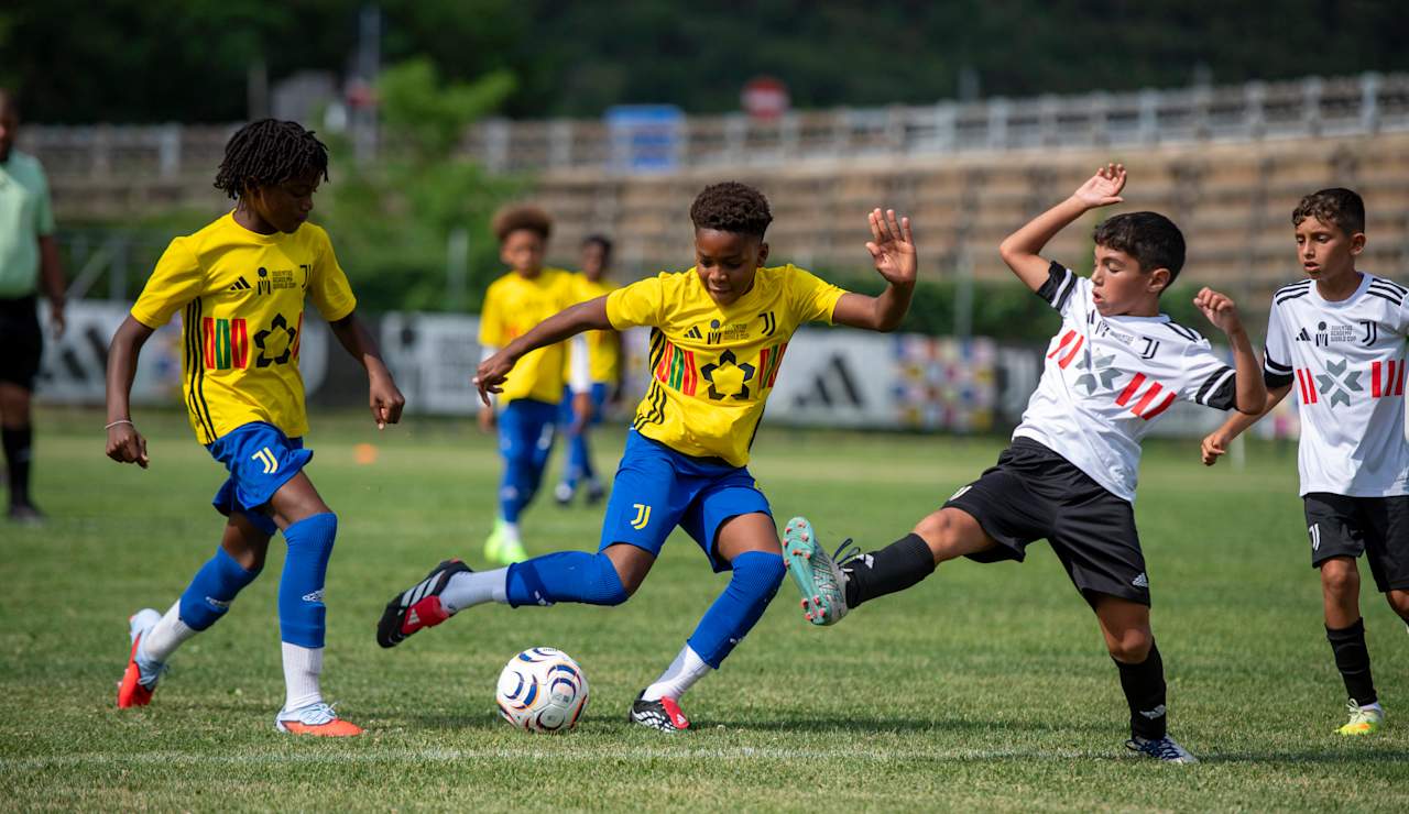 accademy 095
