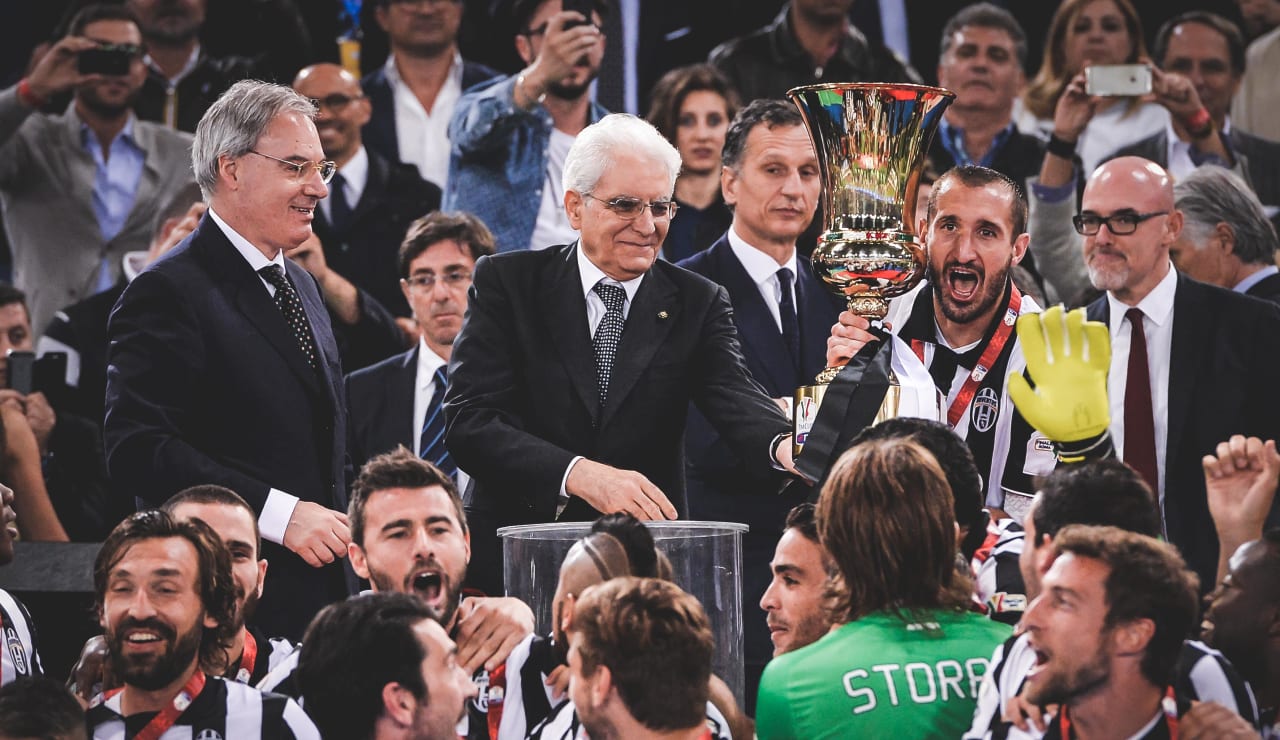 chiellini trophys18