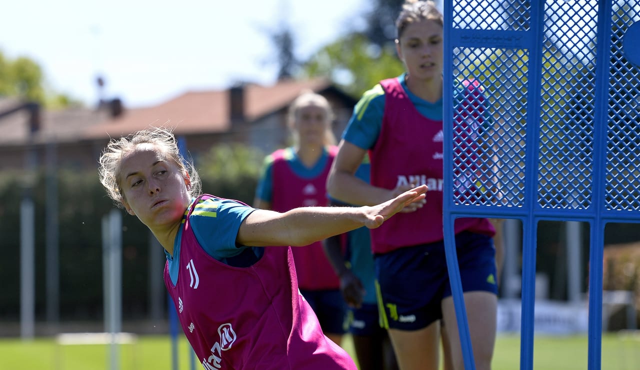 Juventus Women Training 26-04-2023 18