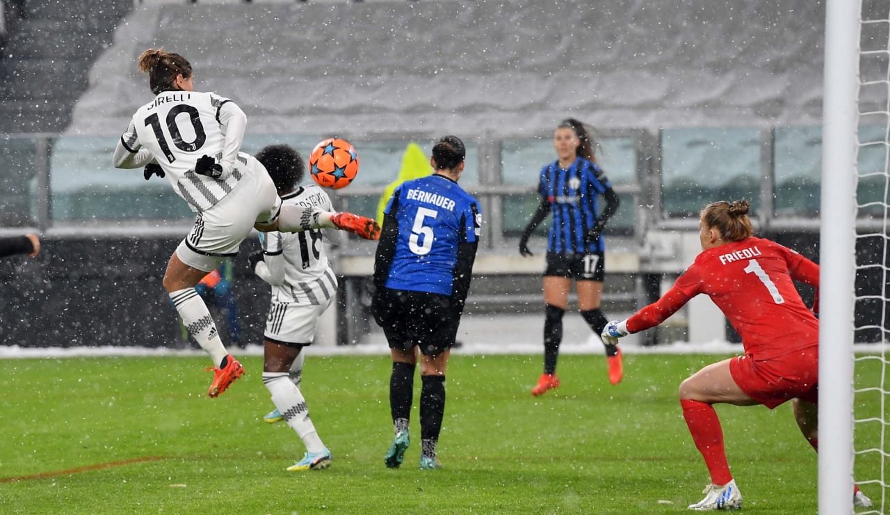 women juventus vs zurich uwcl 16