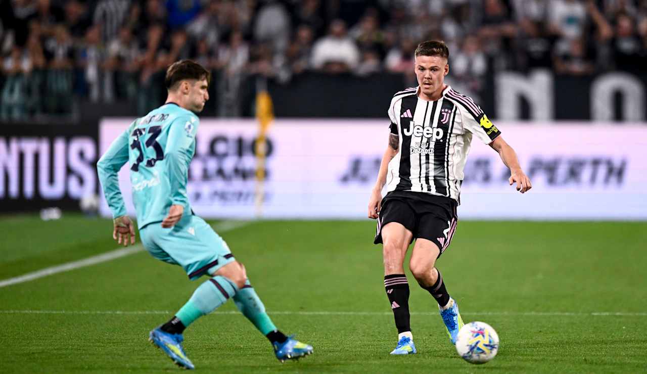 _1AG9905_ebe2f26b-b8ce-486f-ba8a-a5a6e325ce17