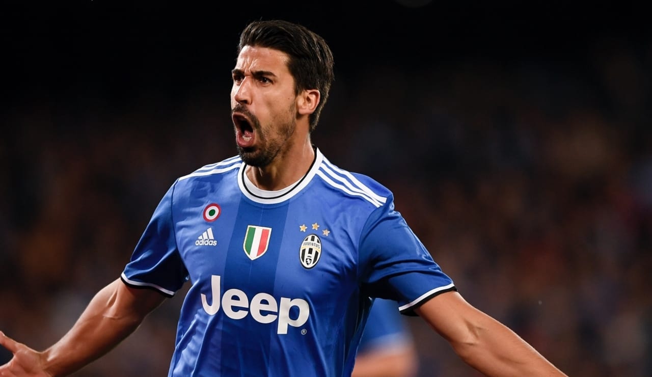 saluto khedira12