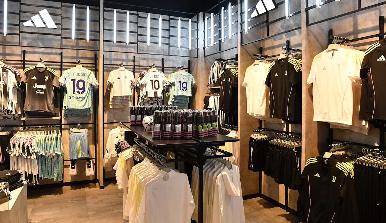 juventus store le gru 11