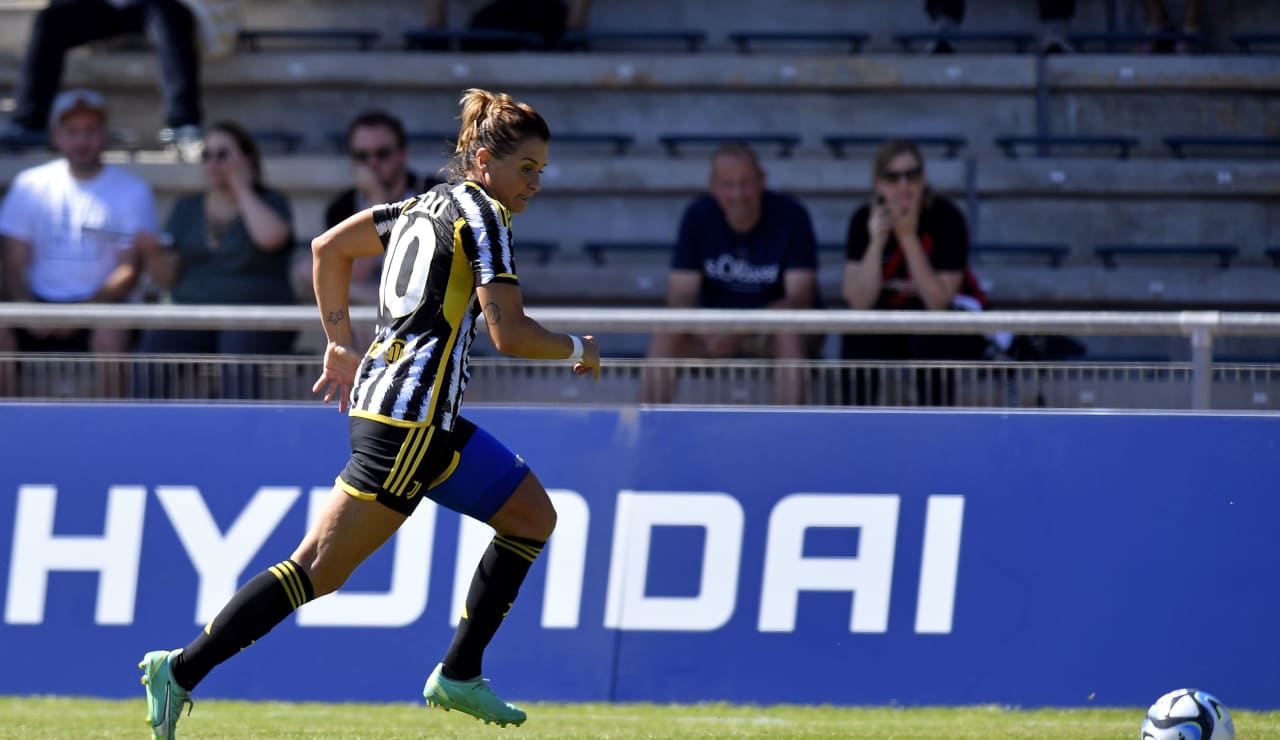 Juventus Women Okzhetpes 11