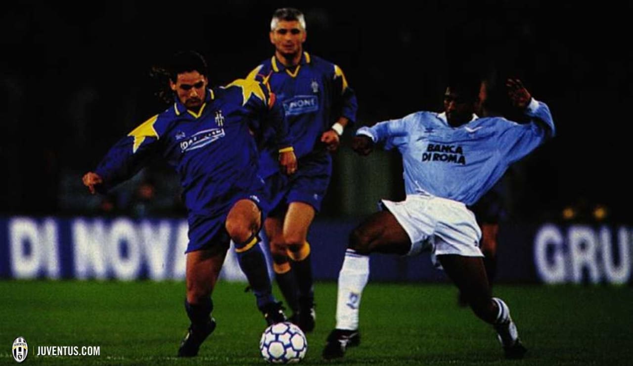 07 baggio in azione 1995.jpg