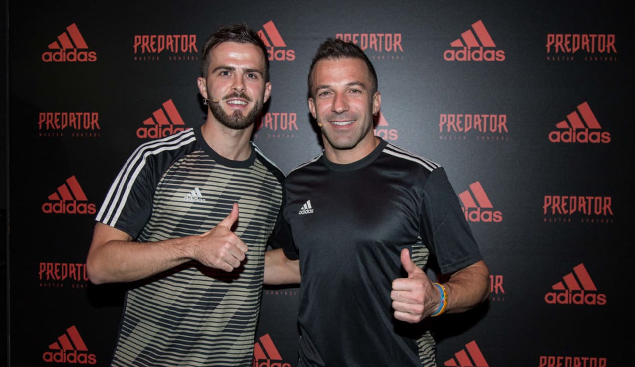 pjanic-adidas-21.jpg