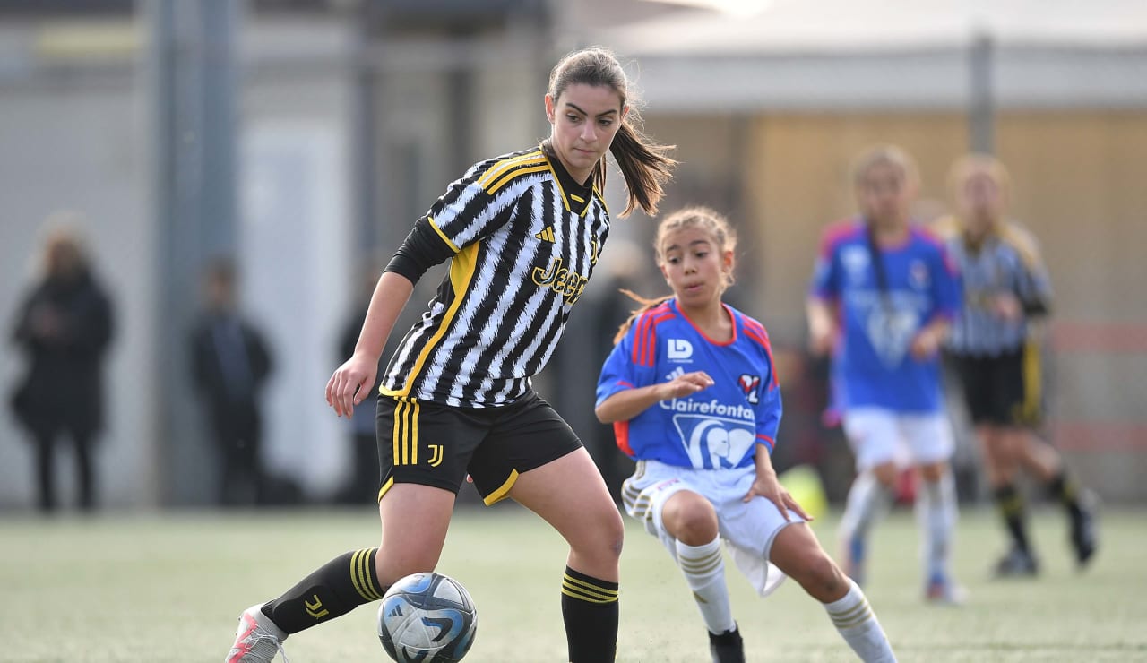 women under 13 vs OL 10