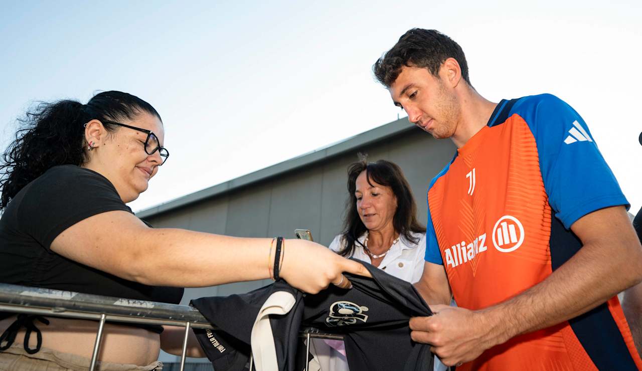 BIANCONERI ARRIVALS - 20-07-2024 - 5