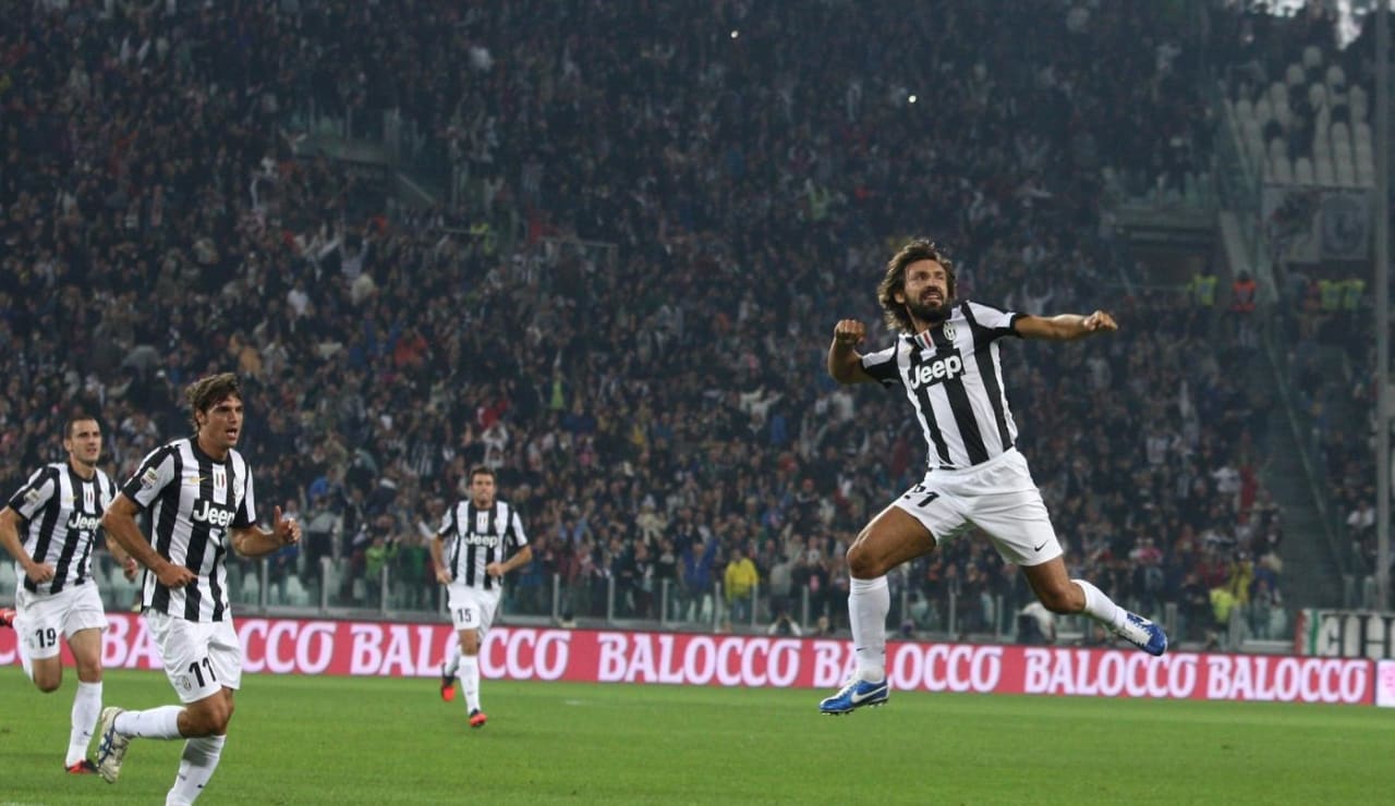 Pirlo 4-1 29-9-2012.jpg