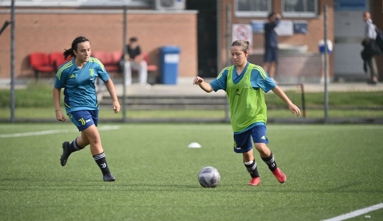 women under 15 training 17