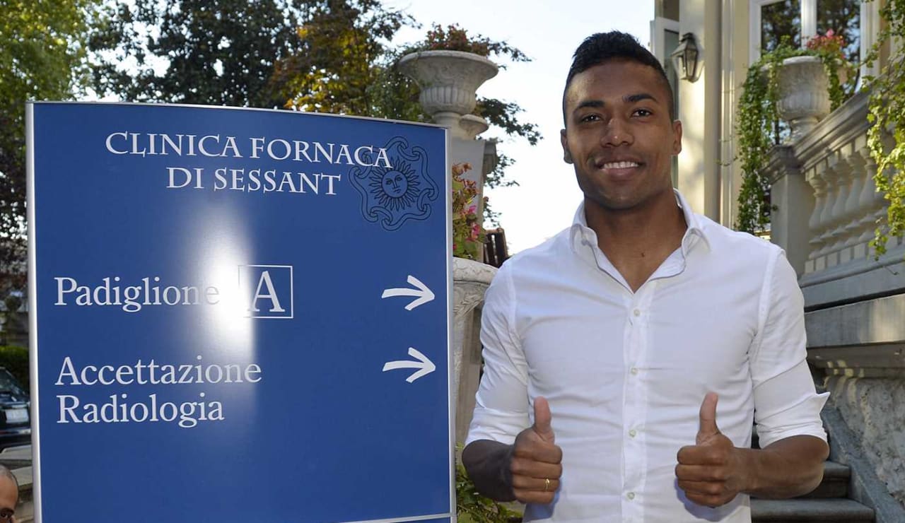 alex sandro visite mediche.jpg