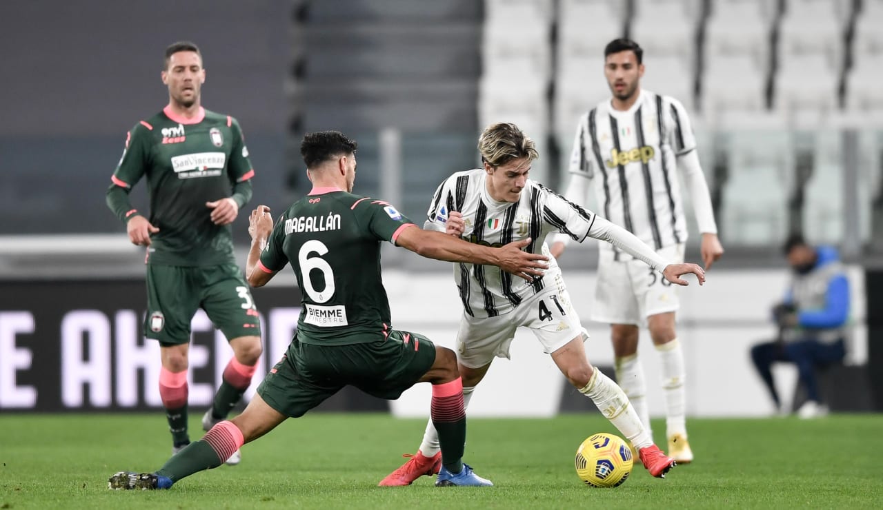 16_J020038_20210222104846157_20210222105309_JUVENTUS_CROTONE