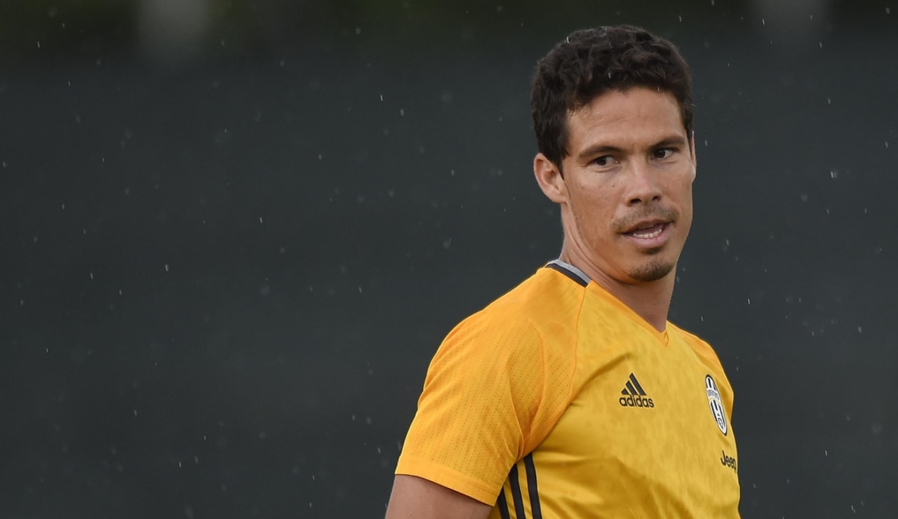 hernanes008.jpg