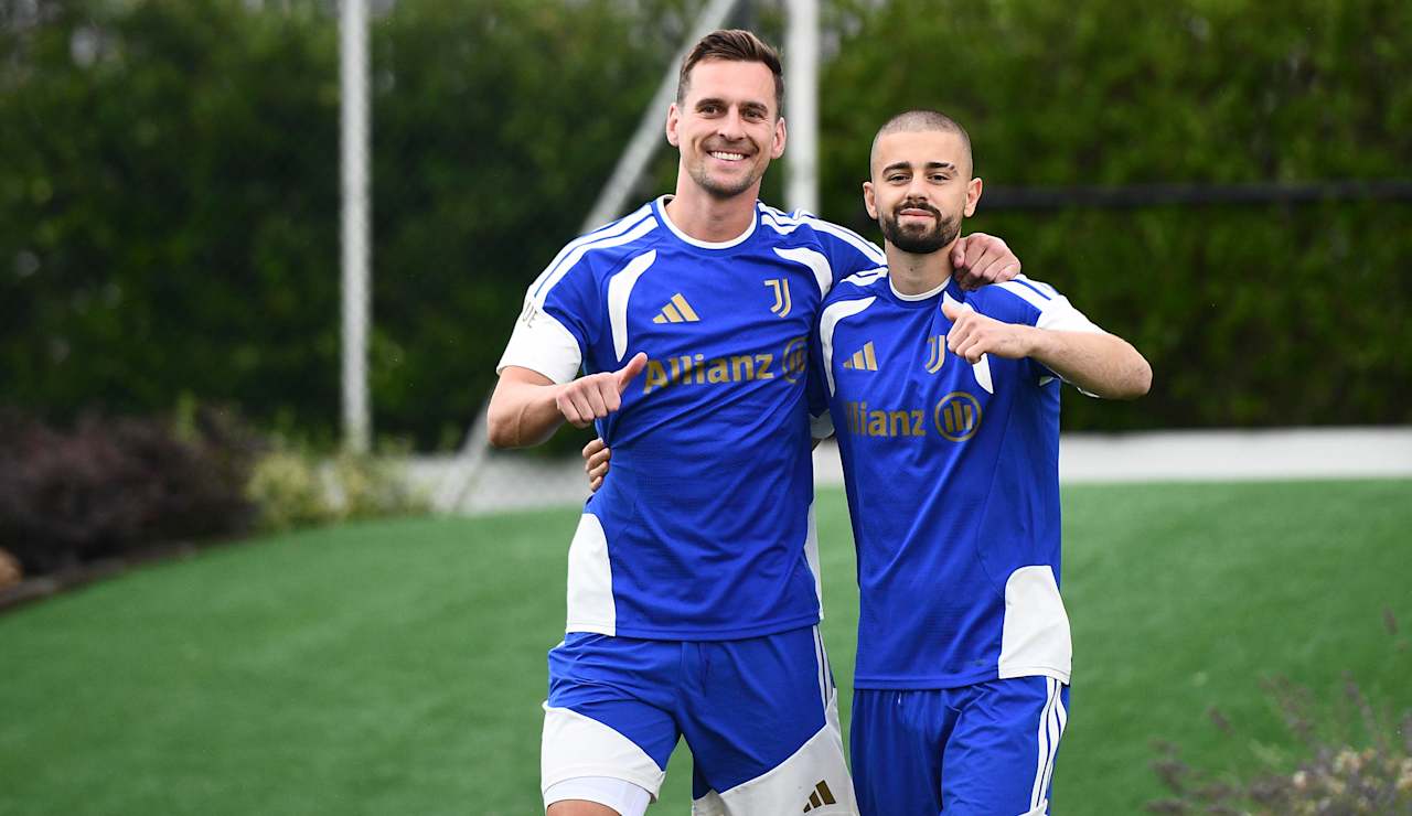 first team men train 1607261