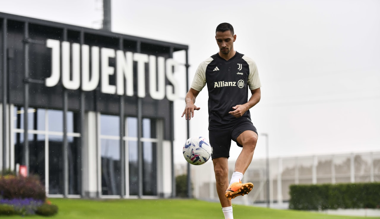 De Sciglio Training  2