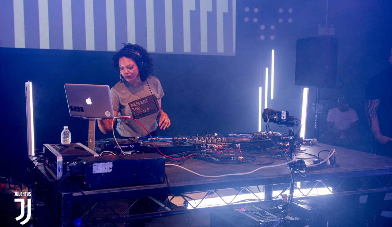 220717_BoilerRoom09.JPG