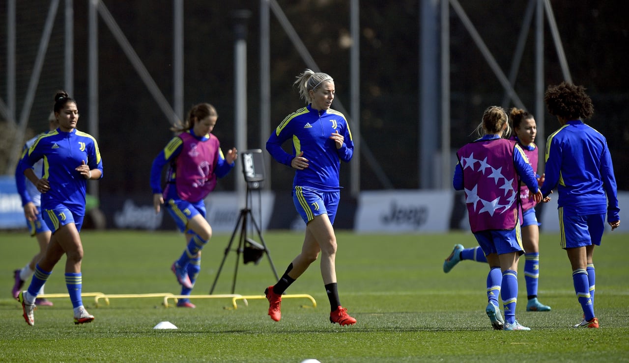 Women training pre Lyon5