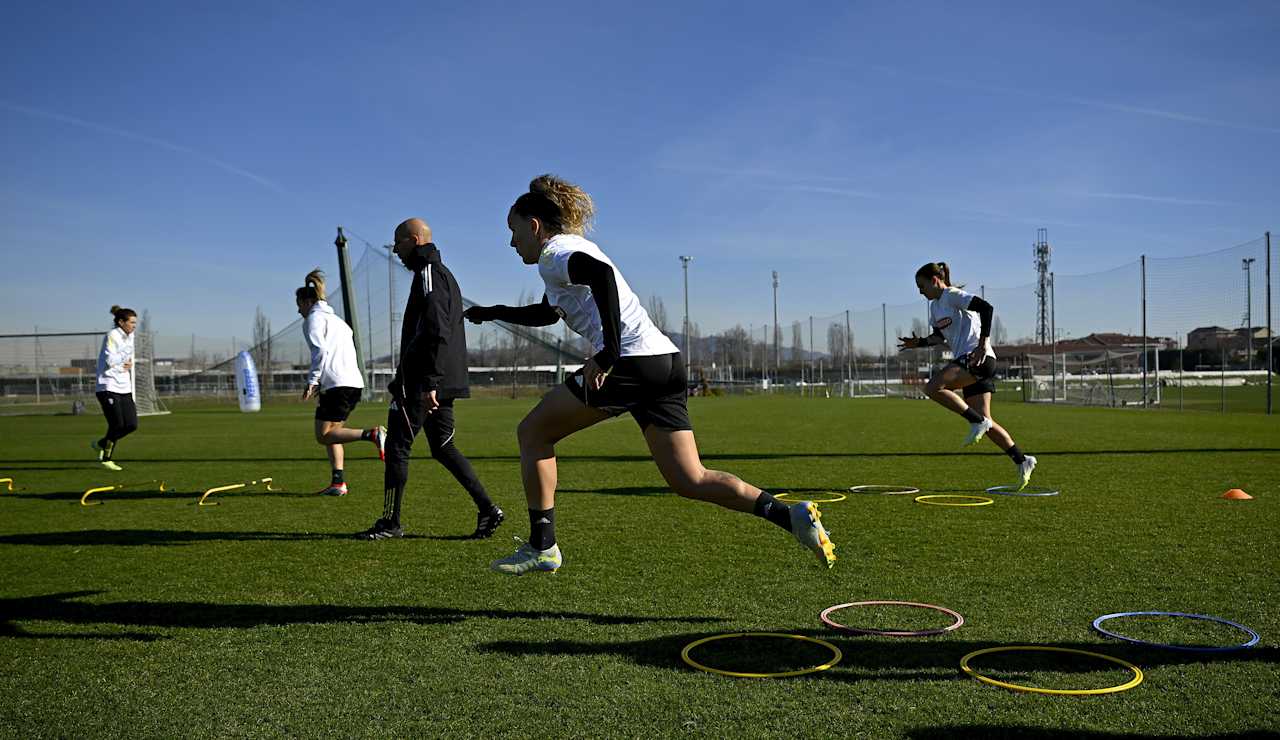 training-women-1802-07