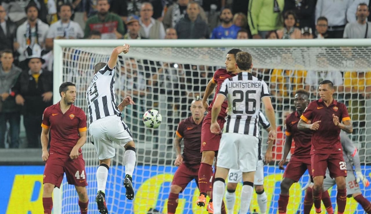 Bonucci 3-2 5-10-2014.jpg