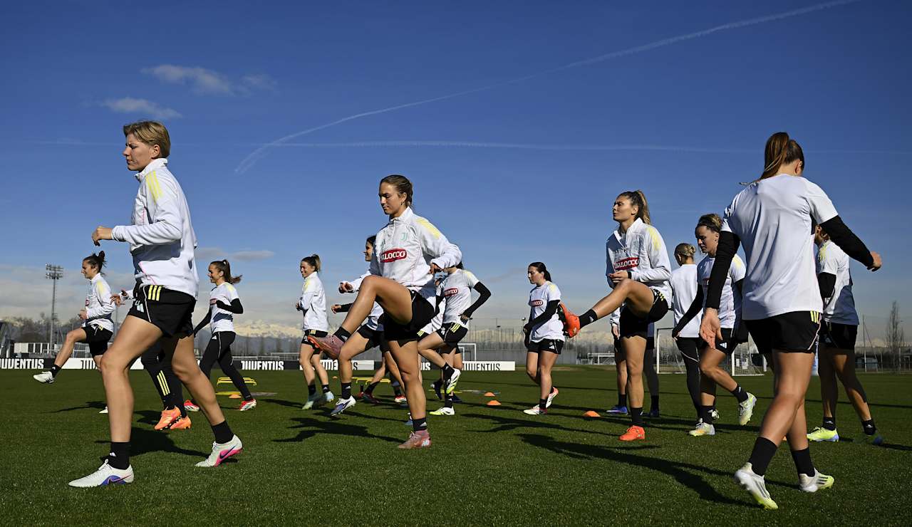 training-women-1802-03