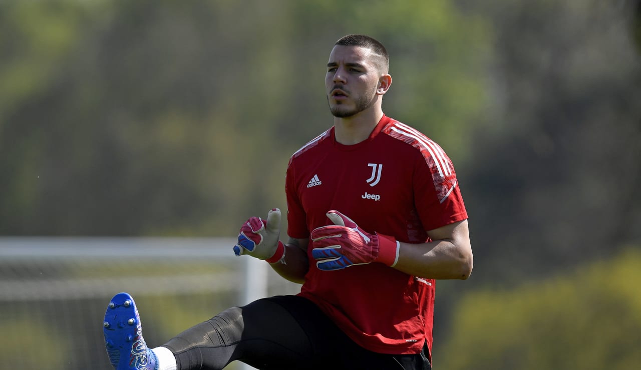 under 19 training nyon7