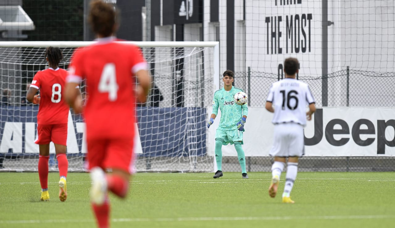 UNDER 19 JUVE BENFICA UYL 7