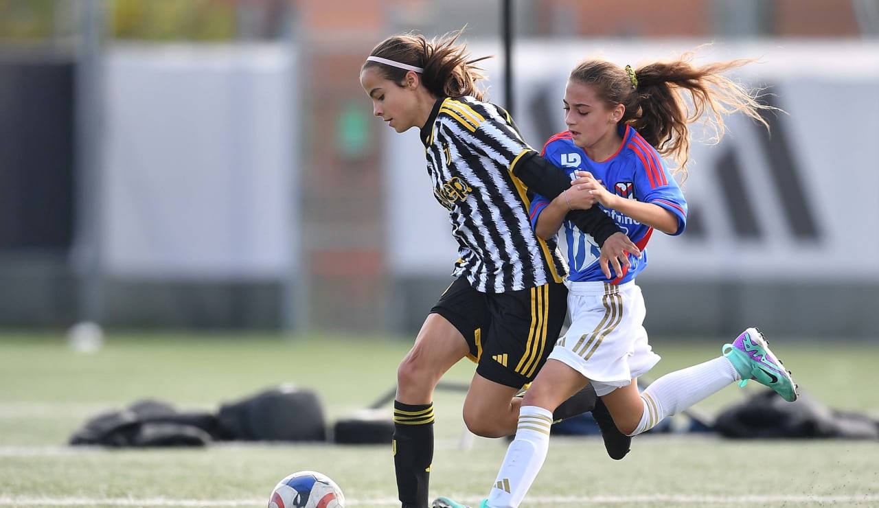 women under 13 vs OL 8