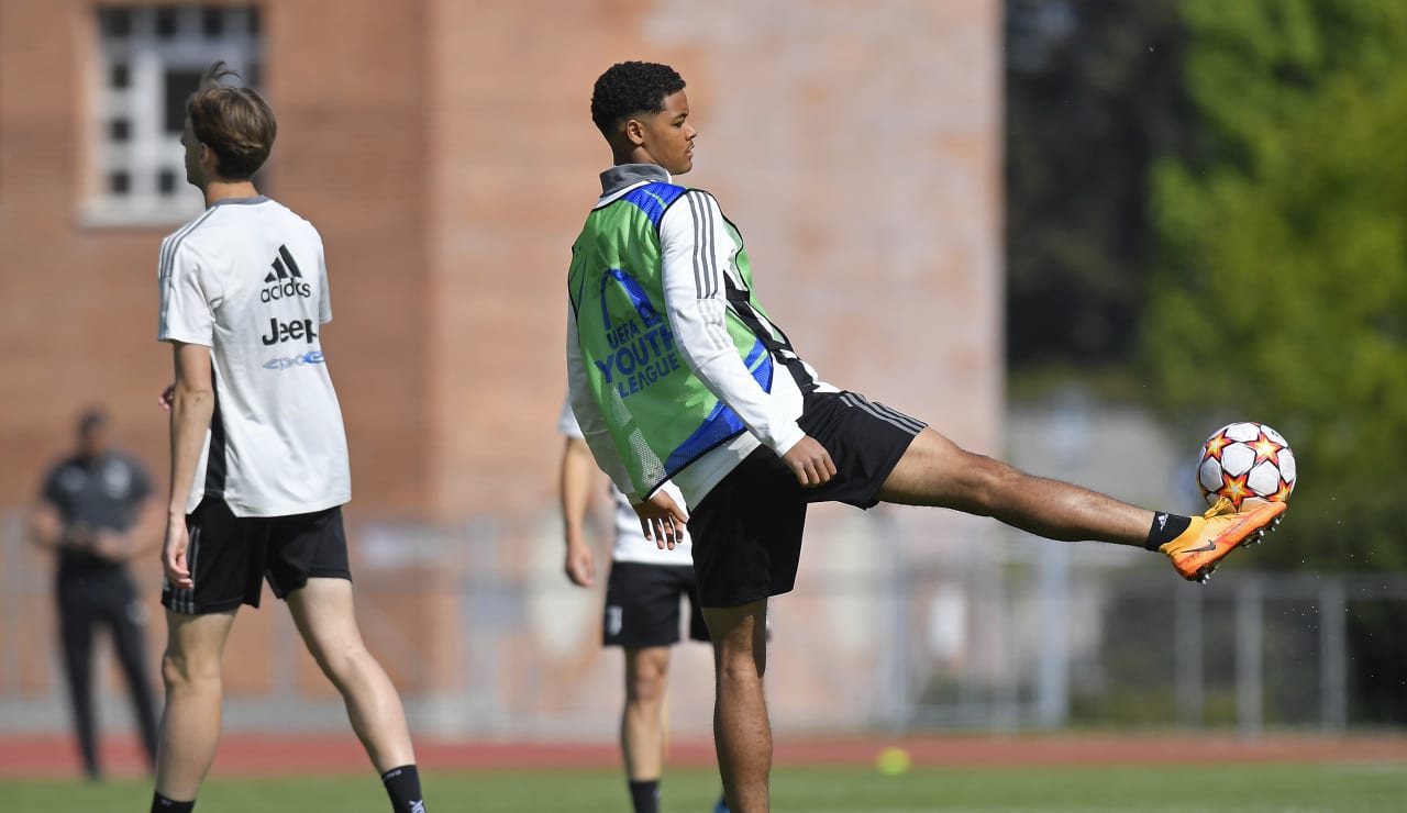 under 19 training nyon10