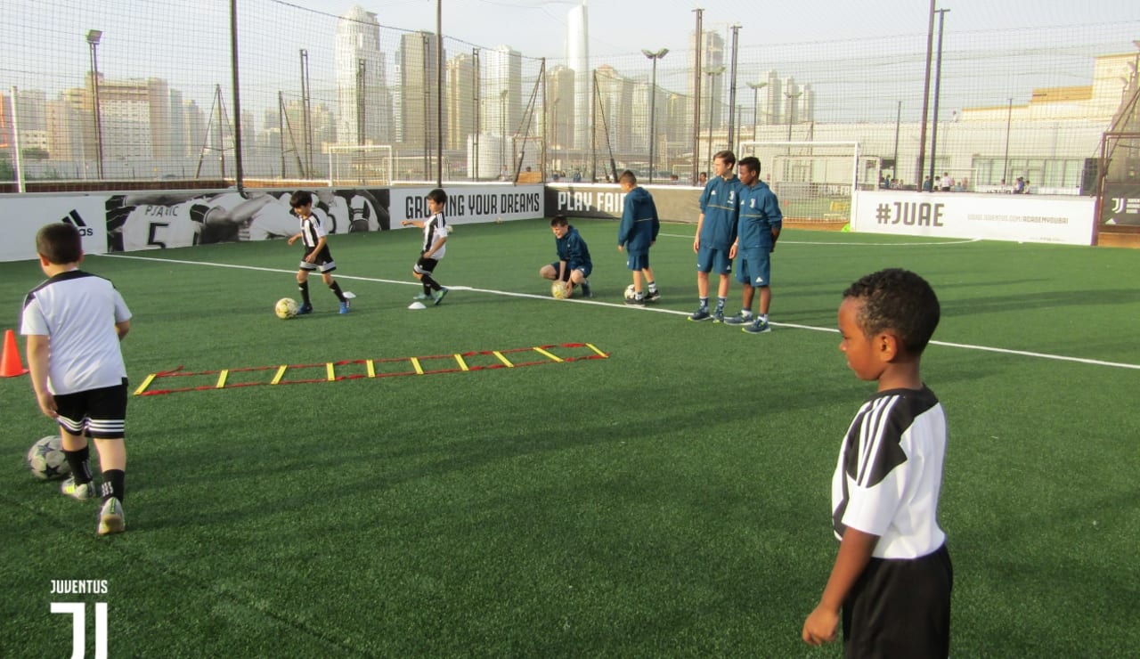 academydubai06.jpg