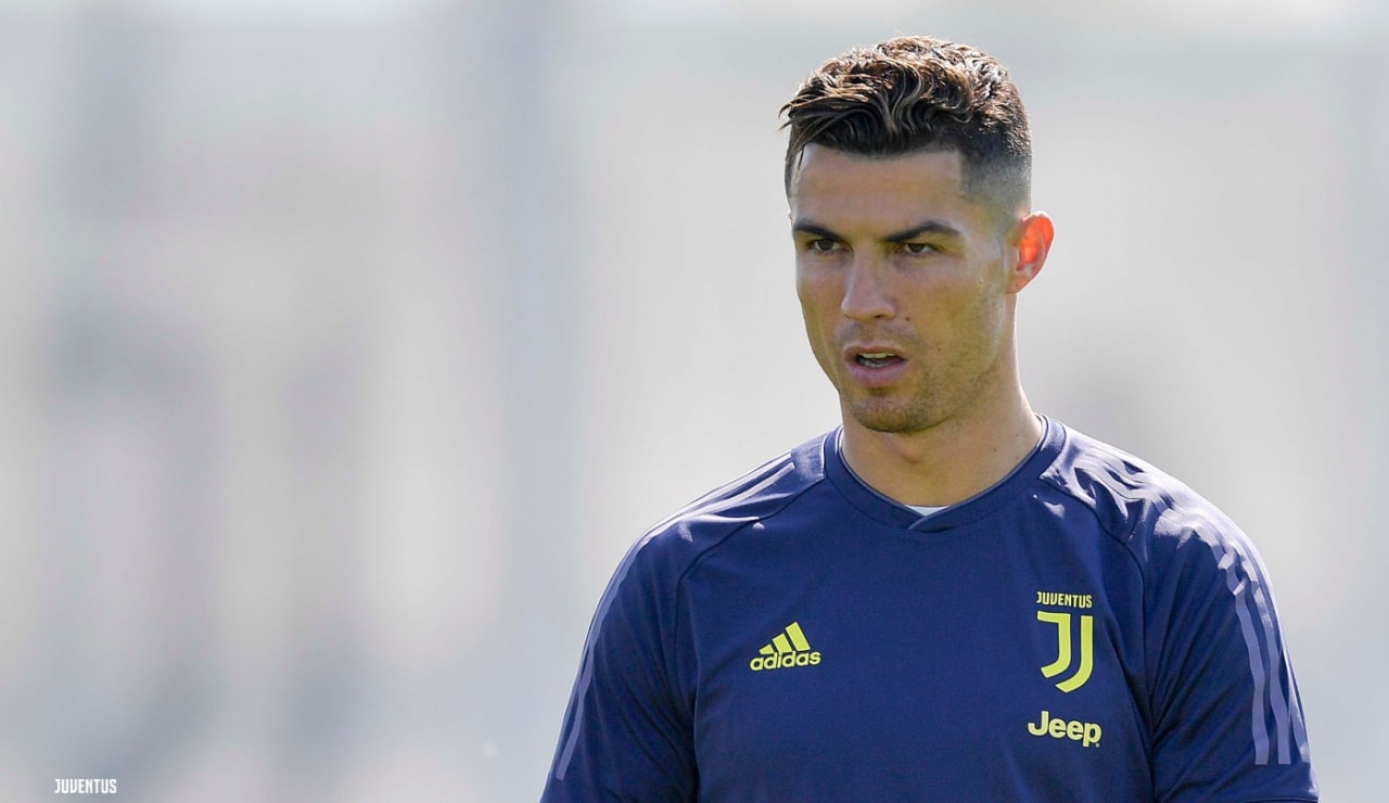 allenamento_UCL_9apr02.jpg