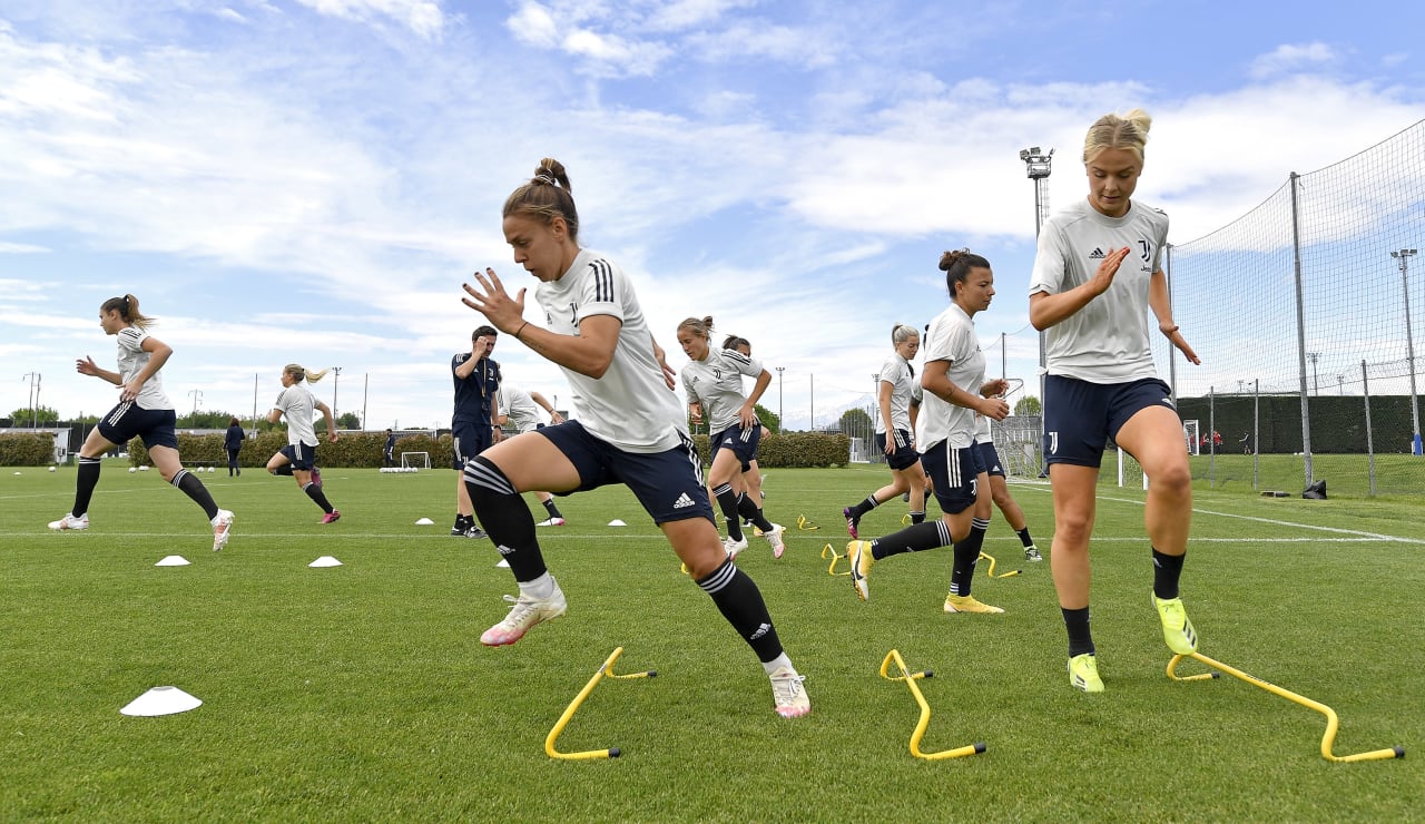 Allenamento | Women | 06.05.2021 | Foto 6