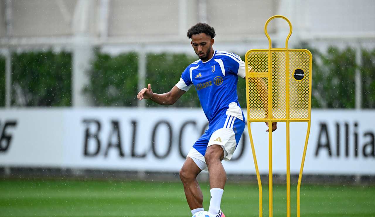 first team men train 16072617