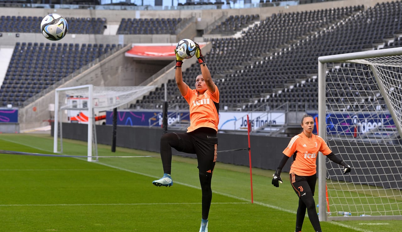 Women Vigilia Juve Eintracht 29