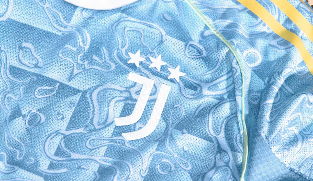 H24486_FW25_JUVE_AWAY_PRODUCT_JJ4312_03_4x5