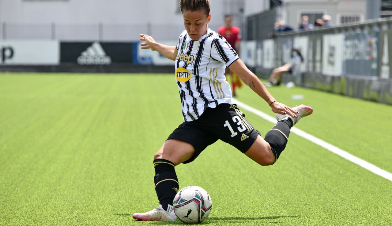 JUVENTUS WOMEN NAPOLI 8 MAY13