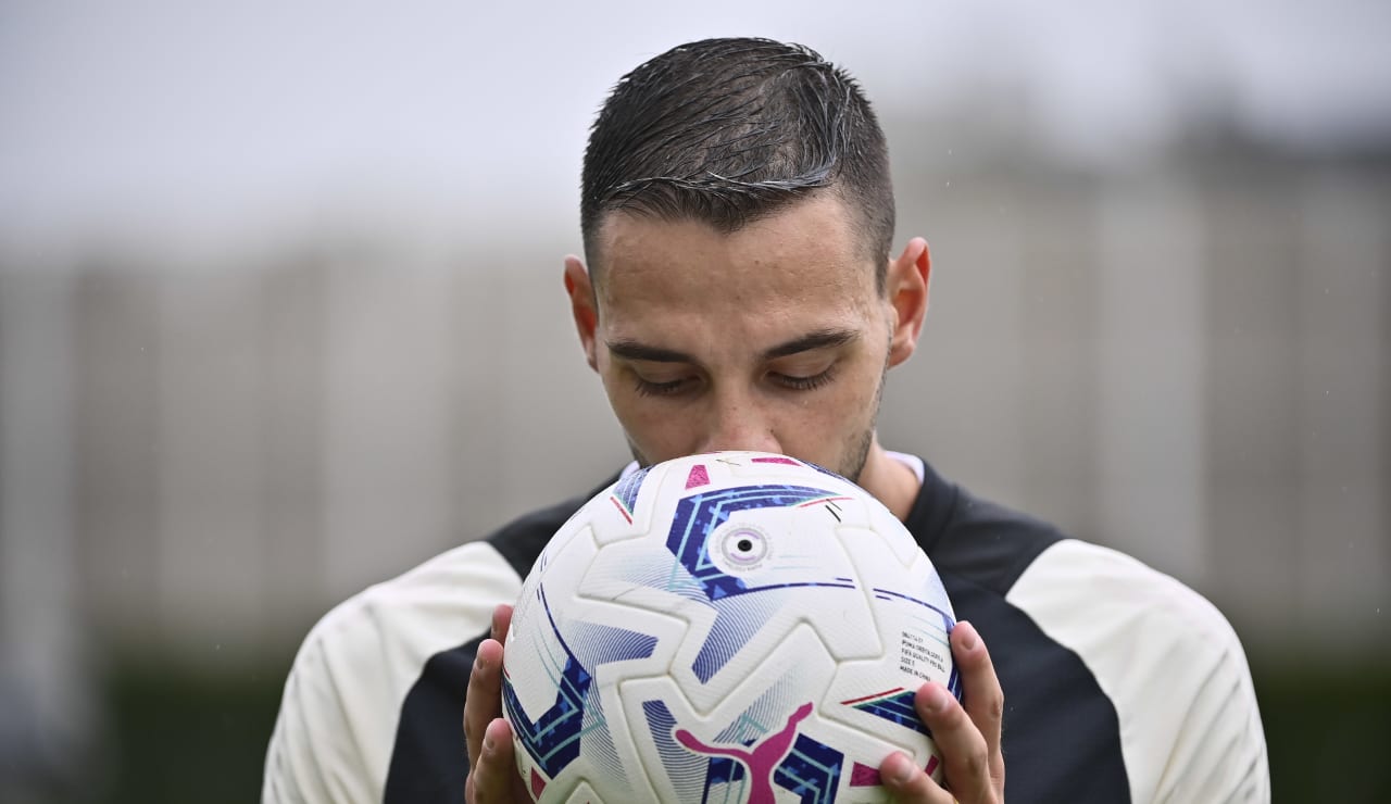 De Sciglio Training  14