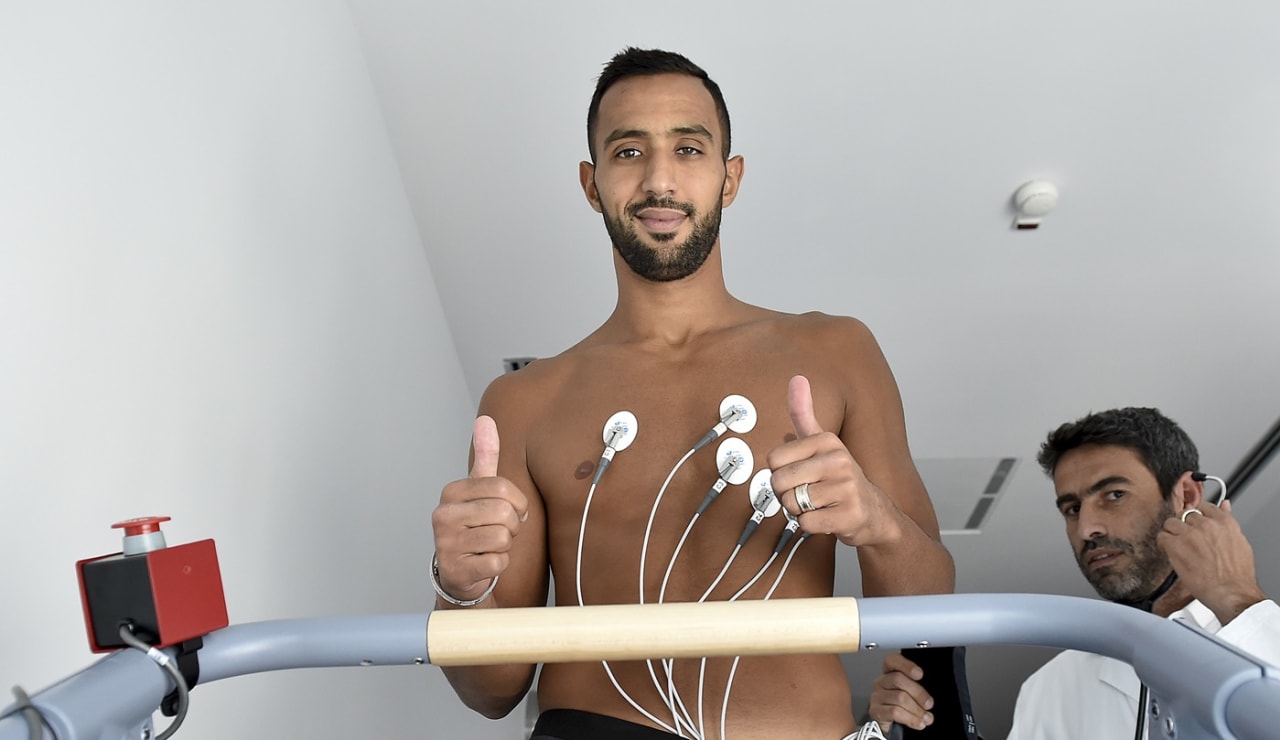 benatia012.jpg