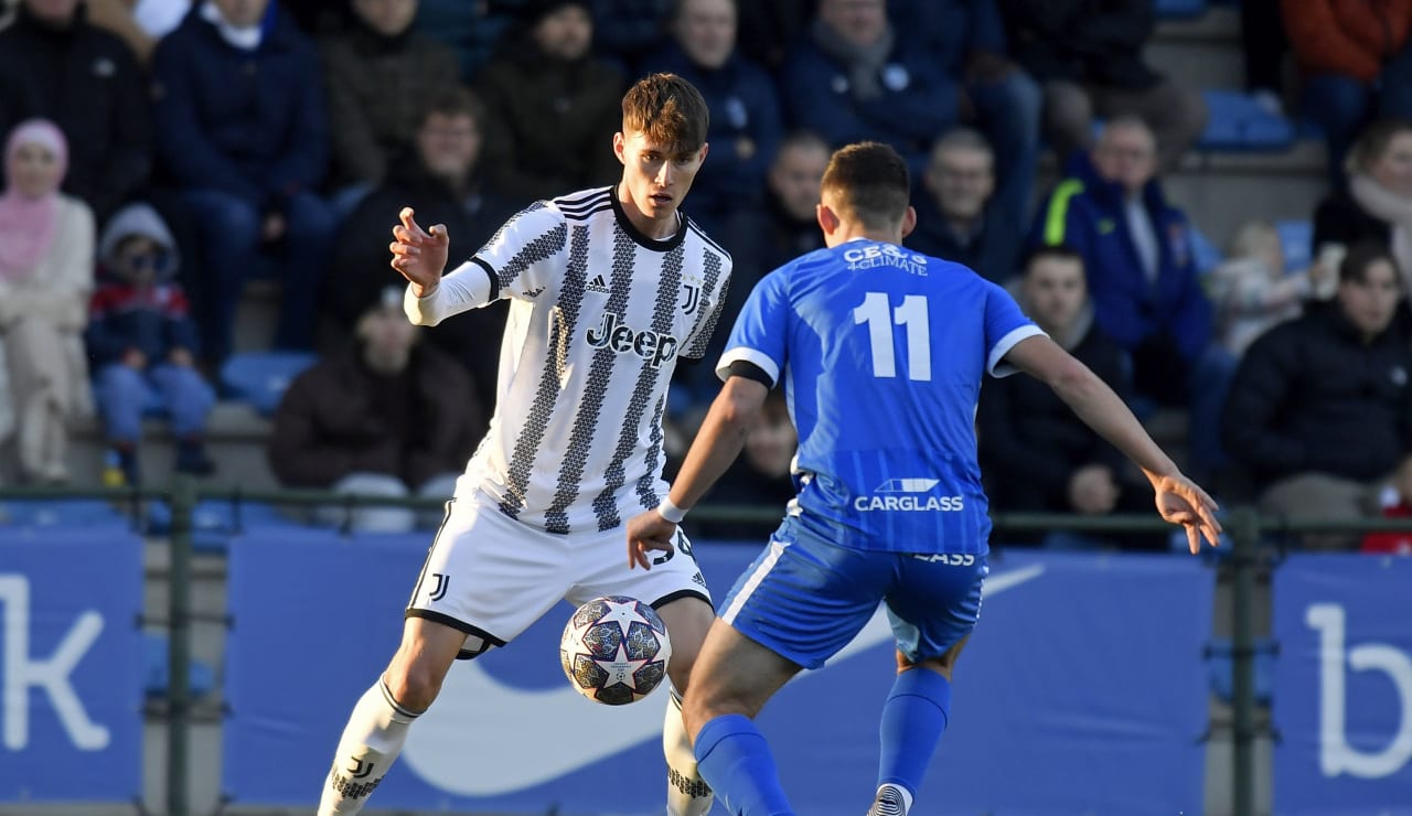 UYL Genk Juve U 19 8