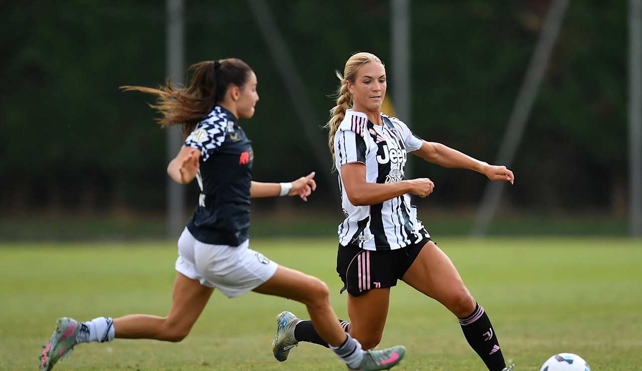 Women Zurigo amichevole 18