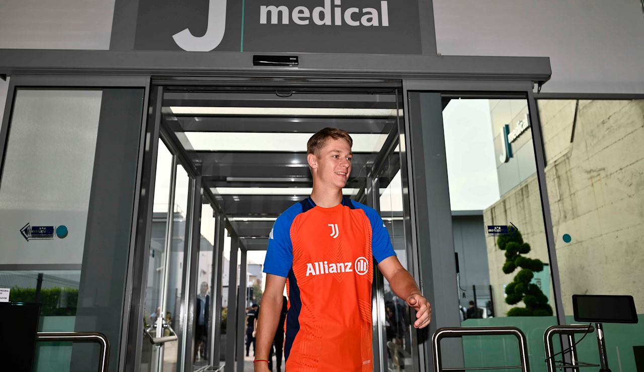 DAY 1 ARRIVALS - 10-07-2024 - 20