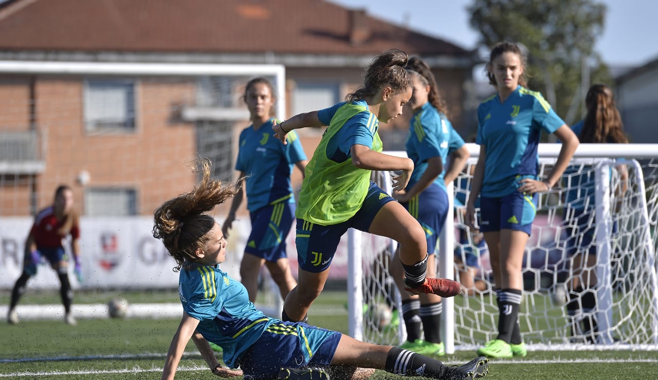 under 17 women training 27