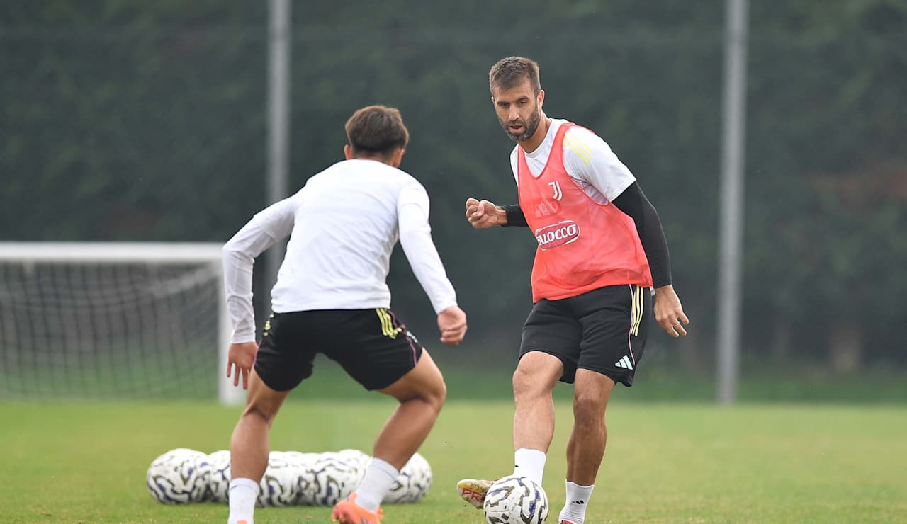 Training - Juventus Next Gen - 16-10-2025 - 10