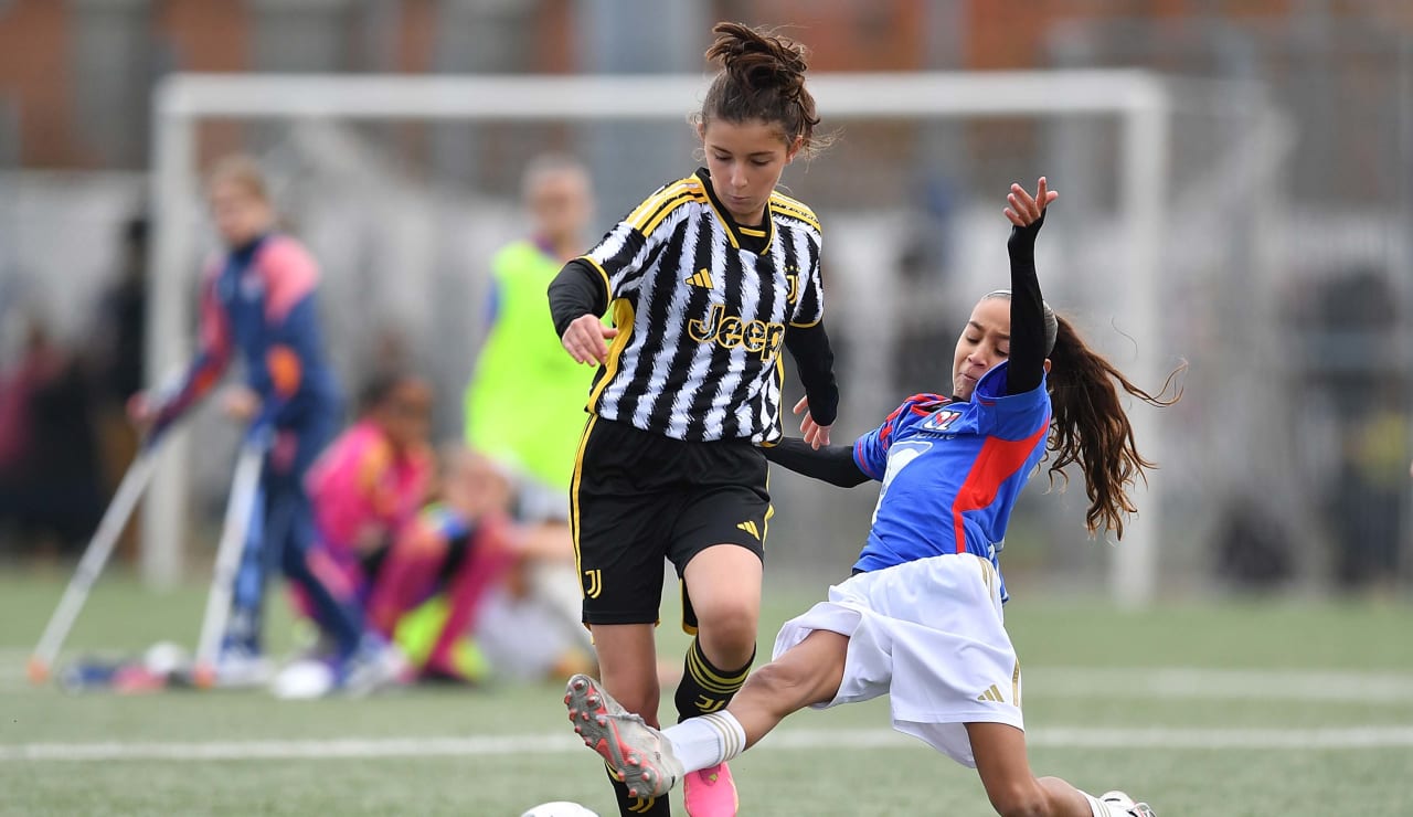 women under 13 vs OL 16