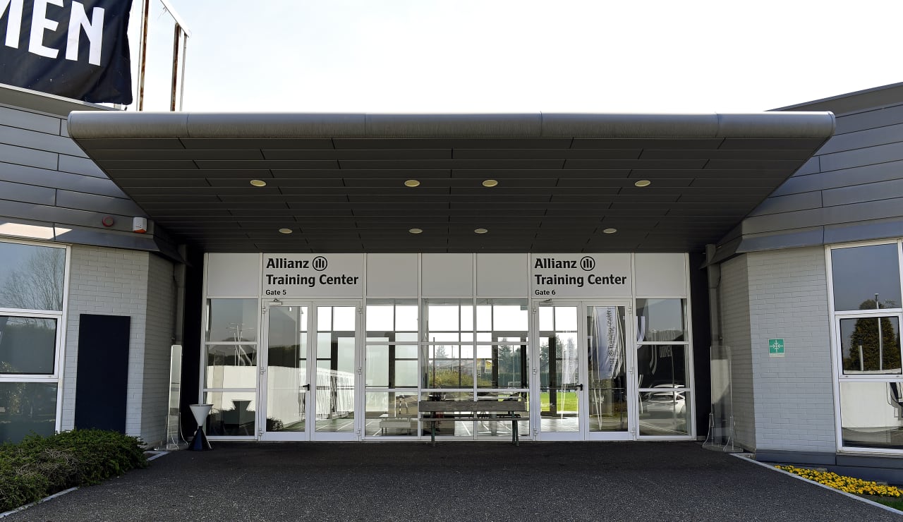 allianz training center 33